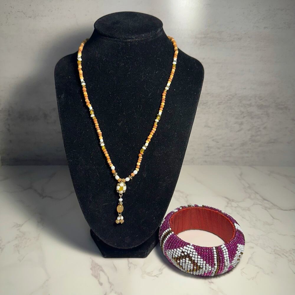 Women's Lightweight Beaded Necklace (18in) And Breaded Bangle Bracelet (3in)